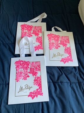 Lilly Pulitzer White Gift Bags with Hot Pink Tropical Print (Set of 3)